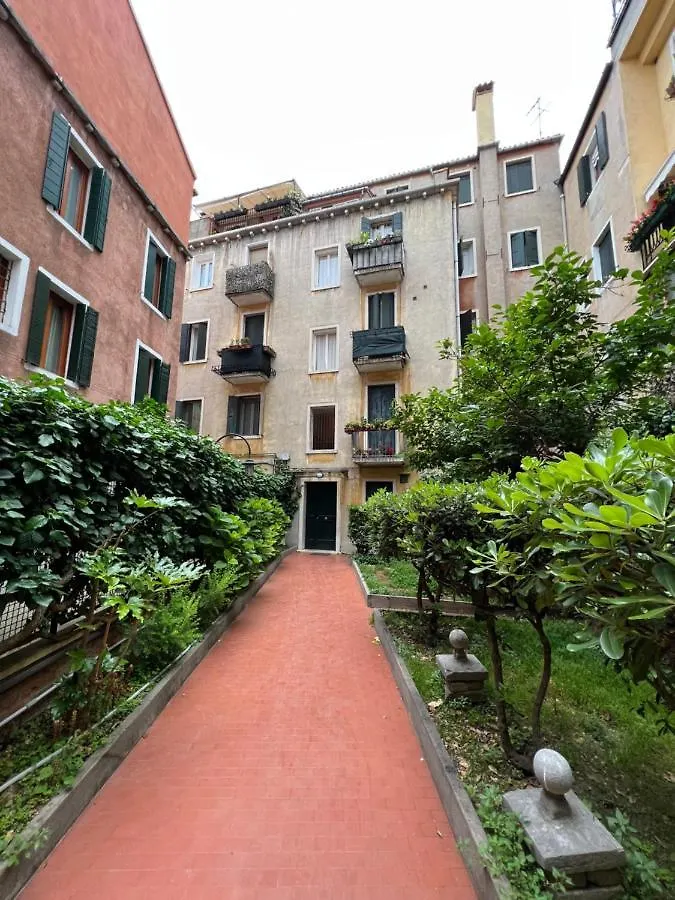 Inn Venice 0*,  Italy